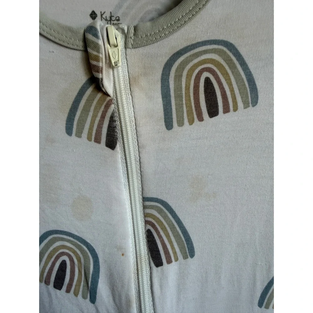 Kyte Baby Bamboo Zippered Footie Sleeper Neutral Rainbow Cream 6-12 Months